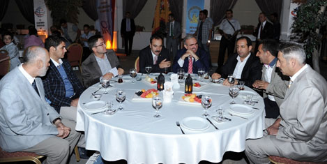ferit-melen-iftar6.jpg