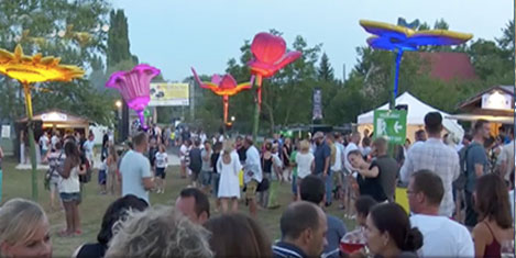 festival5.jpg festival5.jpg