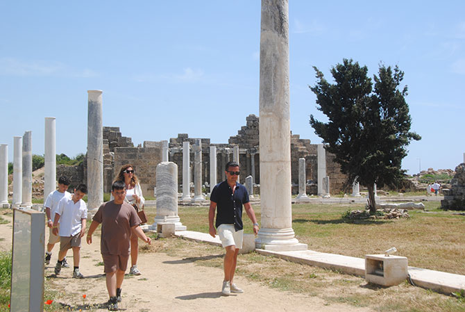 gelecege-miras-projesi,-side-antik-kenti.jpg