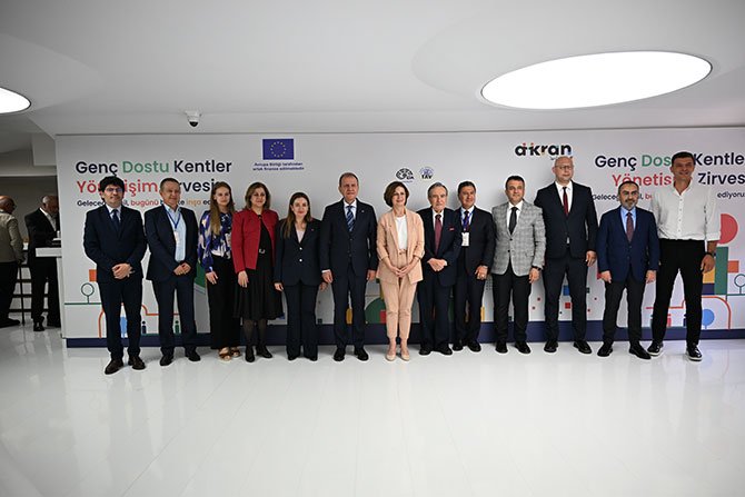 genc-dostu-kent’-odulu-antalya-.jpg