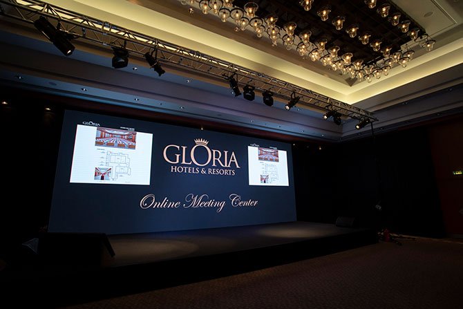 gloria-online-meeting-center-003.jpg