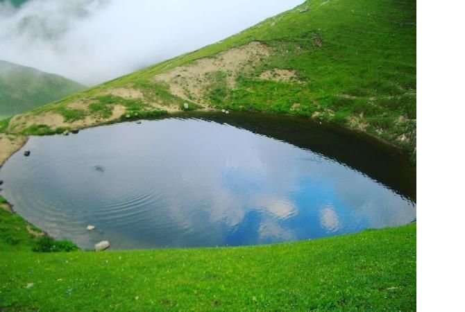 gumushanede-dipsiz-golun.jpg