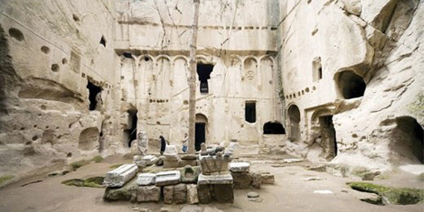 gumusler-manastiri.jpg gumusler-manastiri.jpg