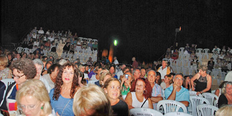 gumusluk-muzik-4.jpg gumusluk-muzik-4.jpg