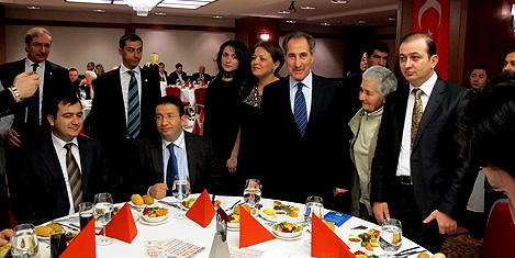 gunay-akp-byotell-5.jpg