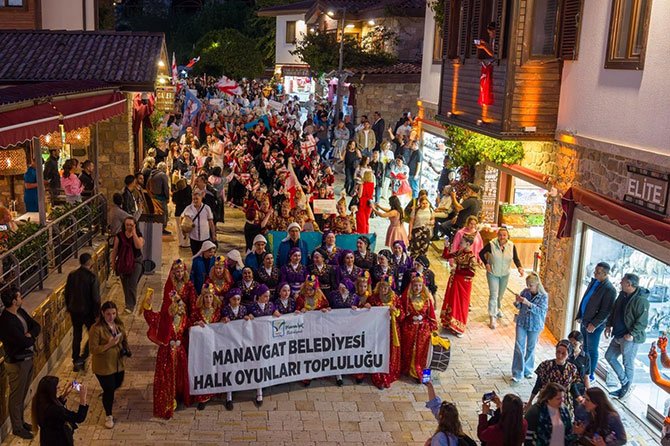 halk-danslari-festivali,-.jpg