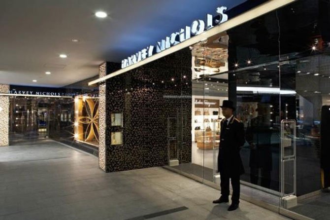 harvey-nichols,--002.jpg
