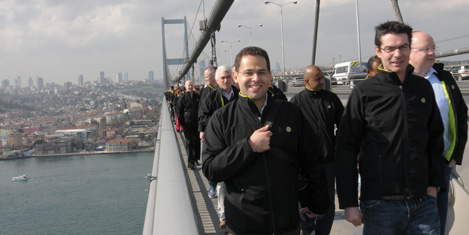 hilton-mudurleri-bogazda-8.jpg hilton-mudurleri-bogazda-8.jpg