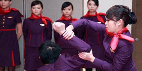 hong-kong-airlines-kung-fu1.jpg