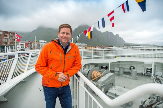 hurtigruten-ceosu-daniel-skjeldam.jpg