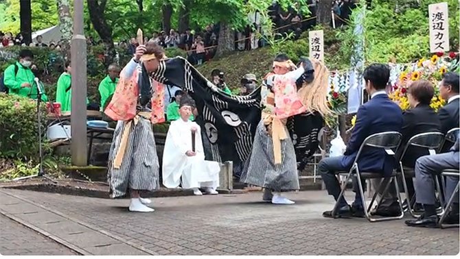 hz.-isa,-mezari,-japonya-002.jpg