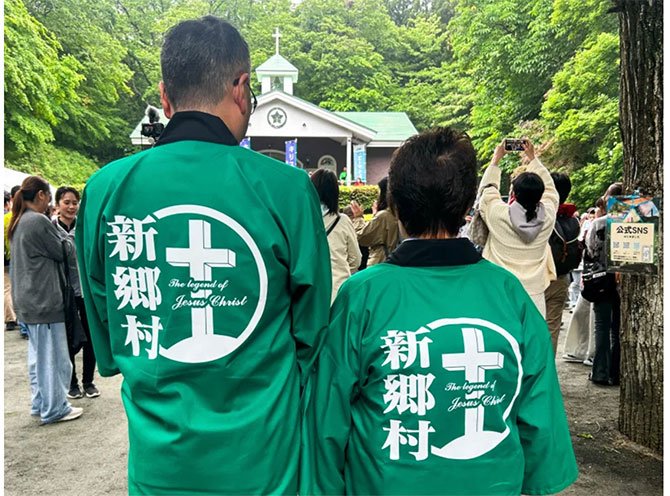 hz.-isa,-mezari,-japonya-008.jpg