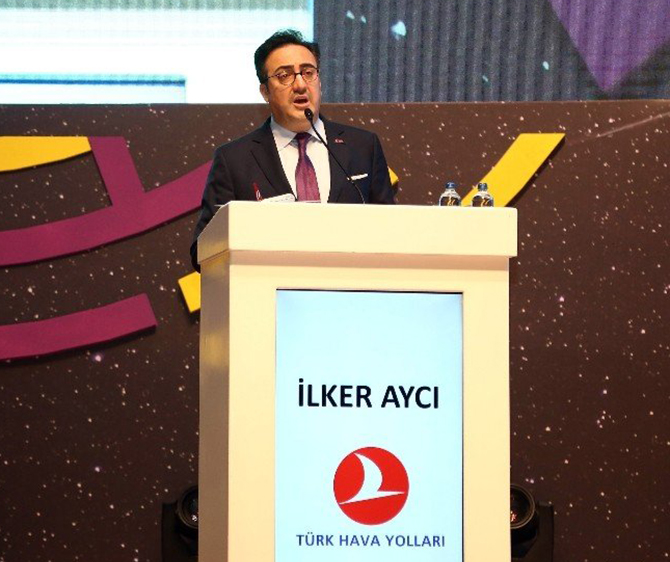 ilker-ayci--001.jpg