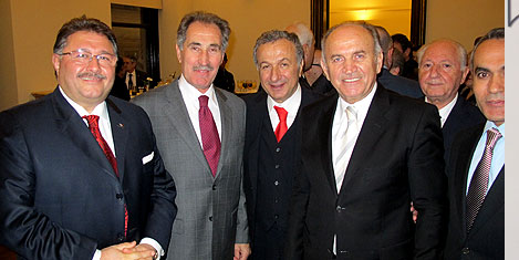 istanbul-turizm-odulleri-2010-gulluoglu.jpg istanbul-turizm-odulleri-2010-gulluoglu.jpg