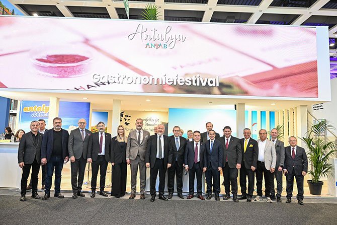 itb-berlin-turizm-fuarinda-antalya-.jpg