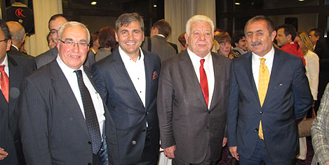 izmir-kongre-3a.jpg izmir-kongre-3a.jpg