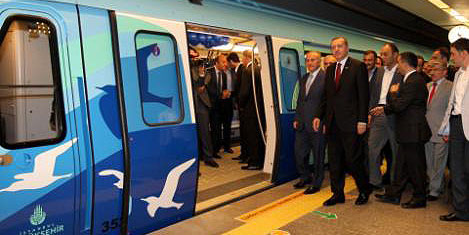 kadikoy-kartal-metro-acilis6.jpg