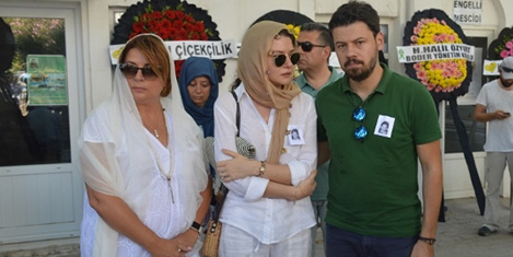 kadin4.jpg kadin4.jpg