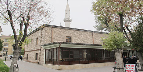 konya-semsi-tebrizi-6.jpg konya-semsi-tebrizi-6.jpg