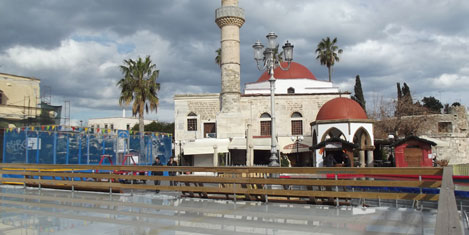kos-cami-buz-pisti2.jpg