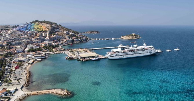 kusadasi-kruvaziyer-gemi-cruise-002.jpg