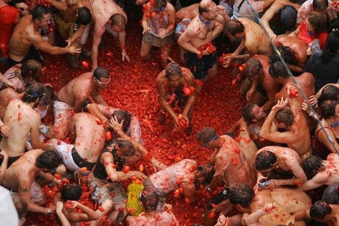 la-tomatina-festivali.jpg