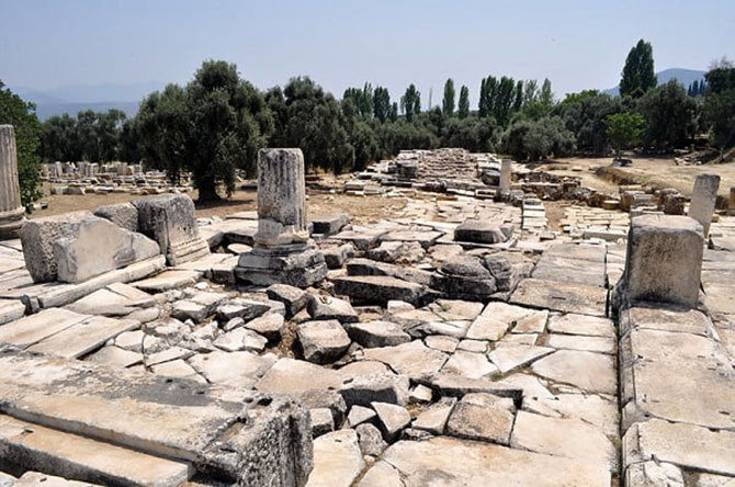 lagina-antik-kenti-001.jpg