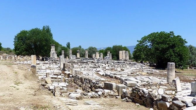 lagina-antik-kenti-002.jpg