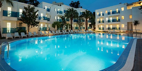 lebleu1.jpg lebleu1.jpg