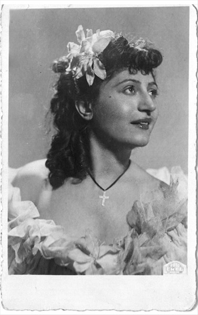 madam-martha-001.jpg