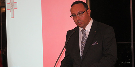 malta-milli-gun1a.jpg malta-milli-gun1a.jpg