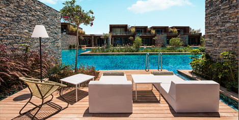 max-royal-4.jpg max-royal-4.jpg