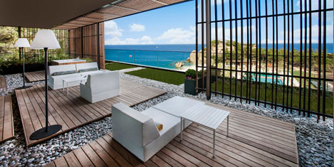 max-royal-5.jpg max-royal-5.jpg