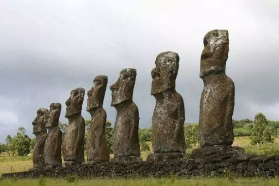 moai-|-sili.jpg