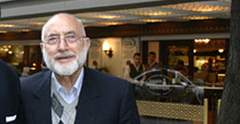 mustafa-gullu.jpg mustafa-gullu.jpg