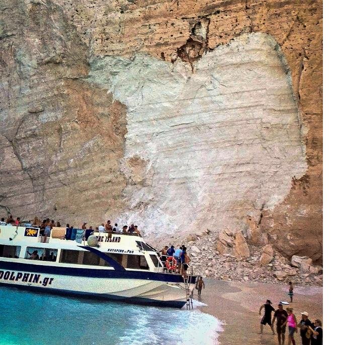 navagio.jpg