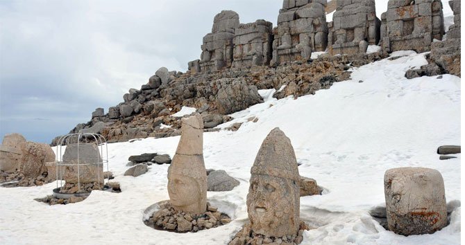 nemrut-karli-001.jpg