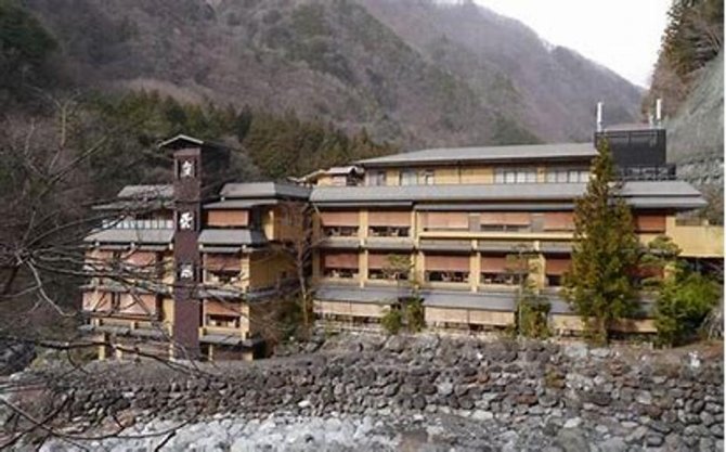 nishiyama-onsen-keiunkan,-japonya.jpg