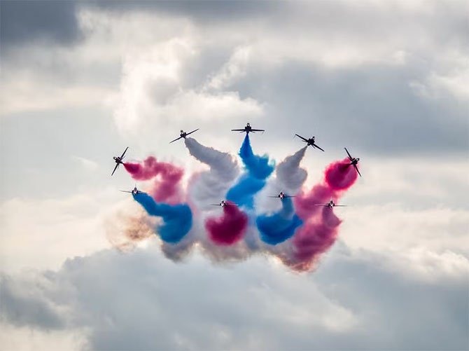 red-arrows-001.jpg