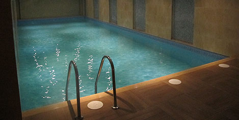 rescate-asia-havuz1.jpg rescate-asia-havuz1.jpg