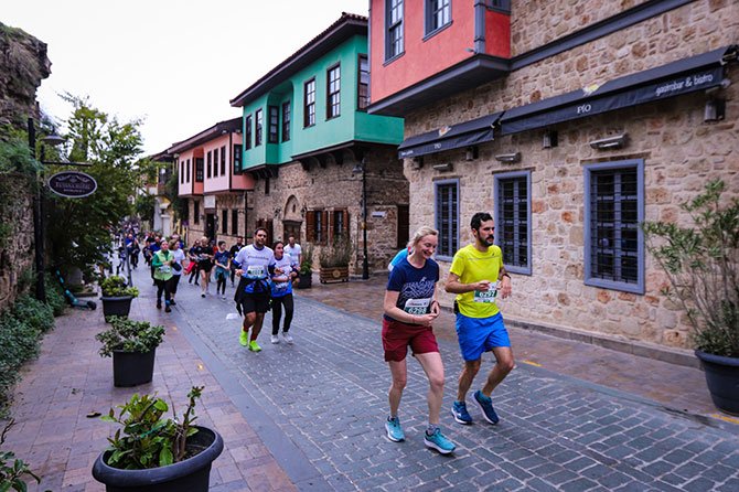 runtalya-maratonu-007.jpg