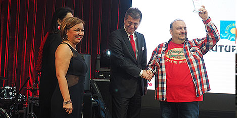 sabre-3.jpg sabre-3.jpg