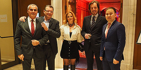 sabre-7.jpg sabre-7.jpg