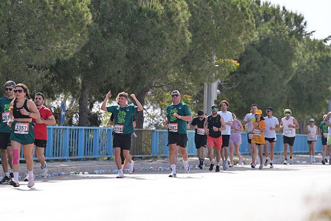 salomon-cesme-yari-maratonu--001.jpg