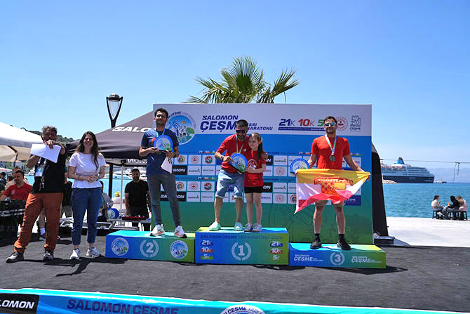 salomon-cesme-yari-maratonu--006.jpg
