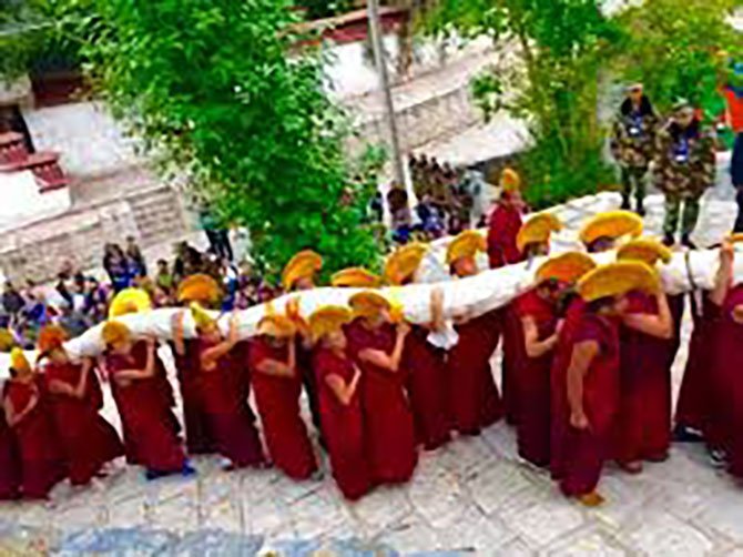 shoton-festivali,-yogurt-festivali,-tibet-001.jpg
