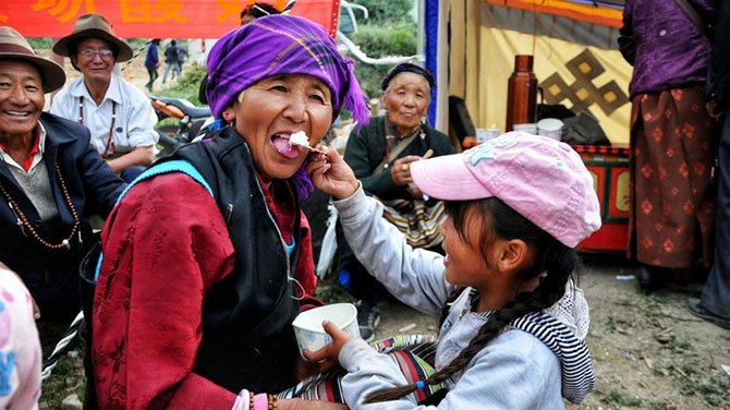 shoton-festivali,-yogurt-festivali,-tibet-006.jpg