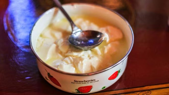 shoton-festivali,-yogurt-festivali,-tibet.jpg