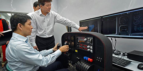 simulator1.jpg simulator1.jpg