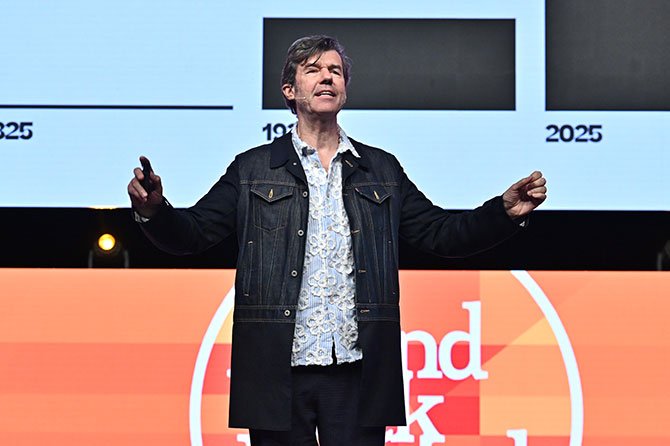 stefan-sagmeister.jpg